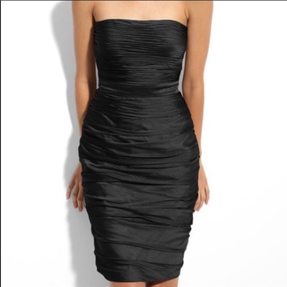 Monique Lhuillier strapless dress.